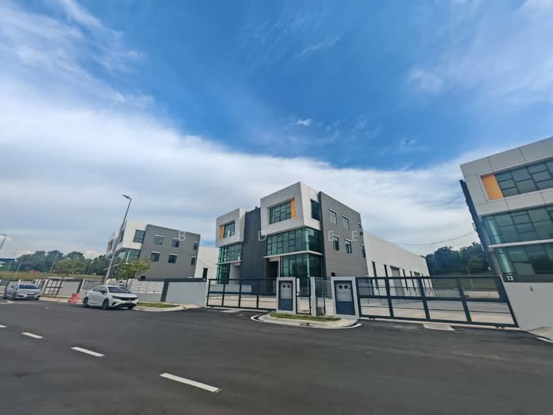 Semi-D Factory for Rent in Taman Industri Integrasi Rawang (Rawang) - Bond Lee - PropertyGuru.com.my
