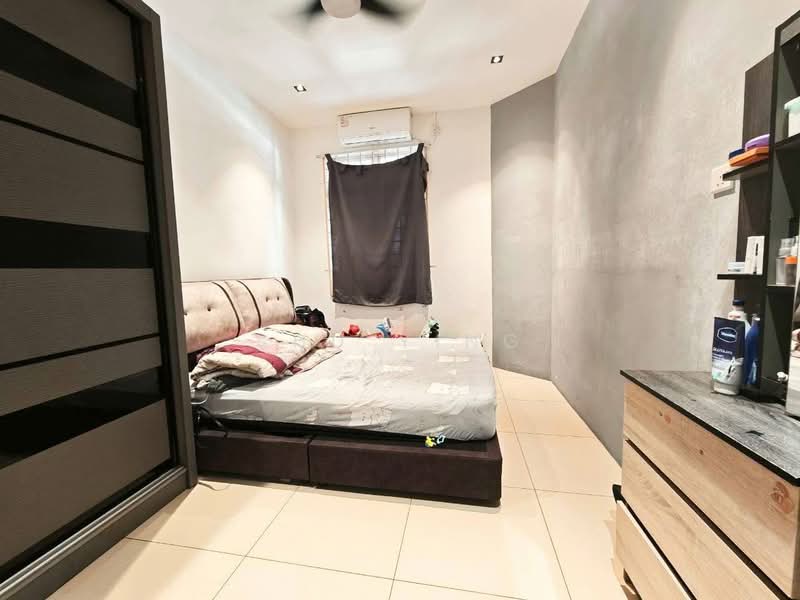 1-storey Terraced House for Sale in Taman Universiti (Skudai) - Shu Ying - Bedroom - PropertyGuru.com.my