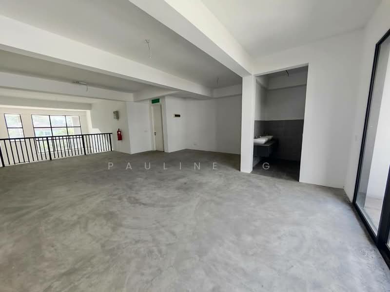 Shop for Sale in Johor Bahru (Johor) - Pauline Ng - Interior - PropertyGuru.com.my