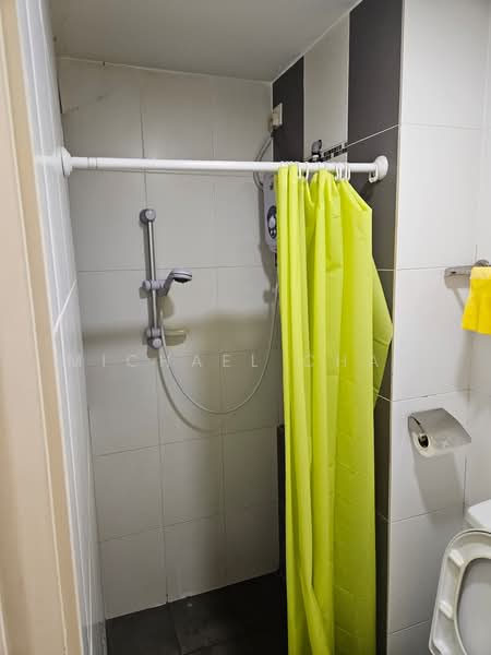 Servis Apartment untuk Dijual di Zeva @ Equine South - Michael Chan - Bathroom - PropertyGuru.com.my