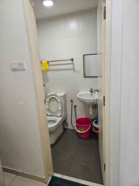Servis Apartment untuk Dijual di Zeva @ Equine South - Michael Chan - Bathroom - PropertyGuru.com.my