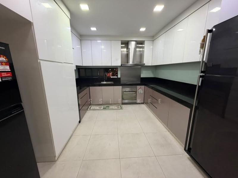 3-storey Terraced House for Sale in 3 Jalan Intisari (Desa Parkcity) - Jessie Kee - Kitchen - PropertyGuru.com.my