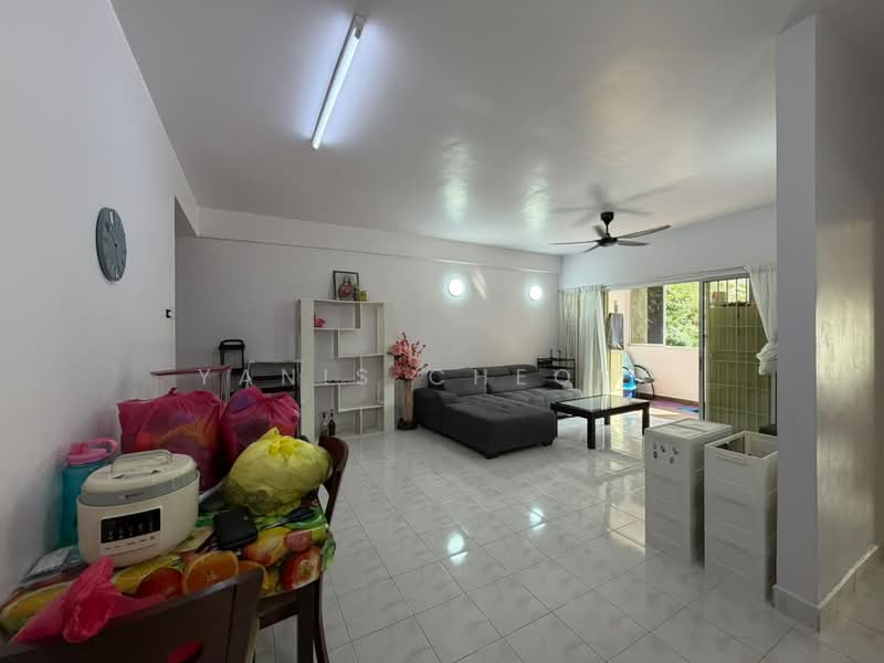 Apartment for Rent at Seri Puri - Yanis Cheong - Living Room - PropertyGuru.com.my