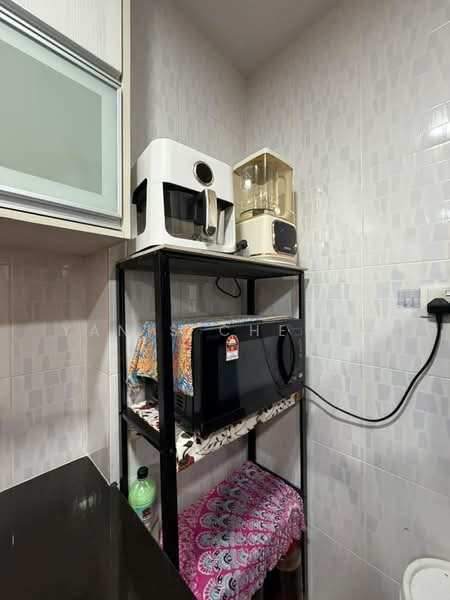 Apartment for Rent at Seri Puri - Yanis Cheong - Kitchen - PropertyGuru.com.my