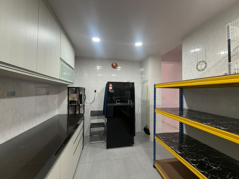 Pangsapuri untuk Disewa di Seri Puri - Yanis Cheong - Kitchen - PropertyGuru.com.my