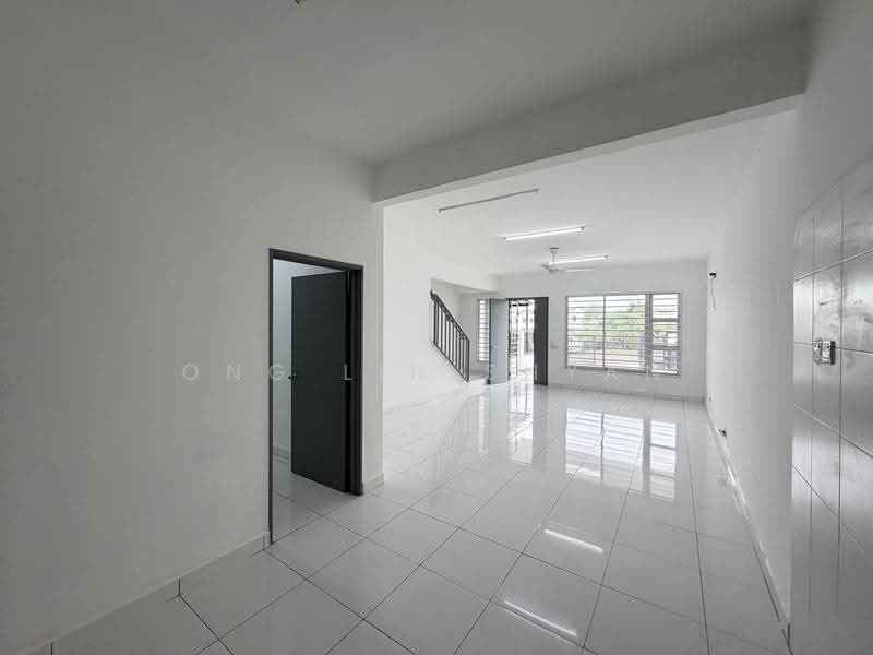 2-storey Terraced House for Sale in Setia Eco Gardens (Gelang Patah) - Ong Lih Shyan - Living Room - PropertyGuru.com.my