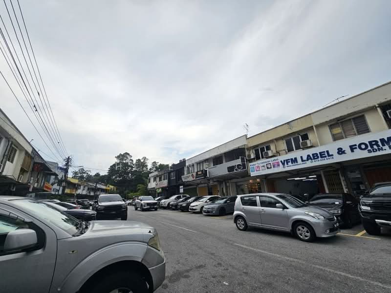 Kedai untuk Dijual di Taman Salak Selatan (Salak South) - Sherene Goh - Exterior - PropertyGuru.com.my