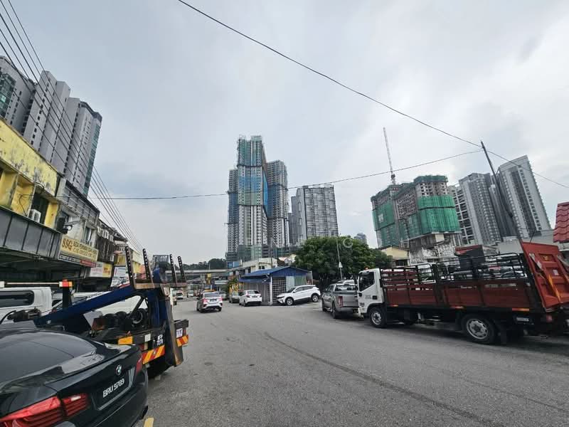 Kedai untuk Dijual di Taman Salak Selatan (Salak South) - Sherene Goh - Exterior - PropertyGuru.com.my