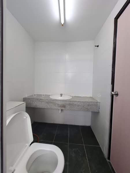 2-storey Terraced House for Sale in Bandar Damai Perdana (Cheras) - Louis Wong - Bathroom - PropertyGuru.com.my