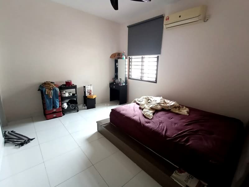 2-storey Terraced House for Sale in Taman Perling (Perling) - Calvin Lee - PropertyGuru.com.my