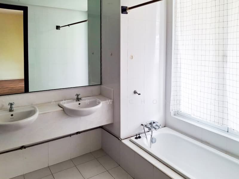Terraced House for Rent in Tanjung Tokong (Penang) - Andrew Chong - Bathroom - PropertyGuru.com.my