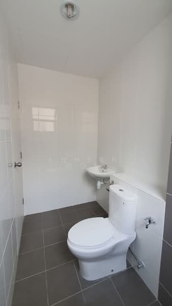 Cluster House for Sale in Setia Ecohill (Semenyih) - Eqhern Oon - Bathroom - PropertyGuru.com.my