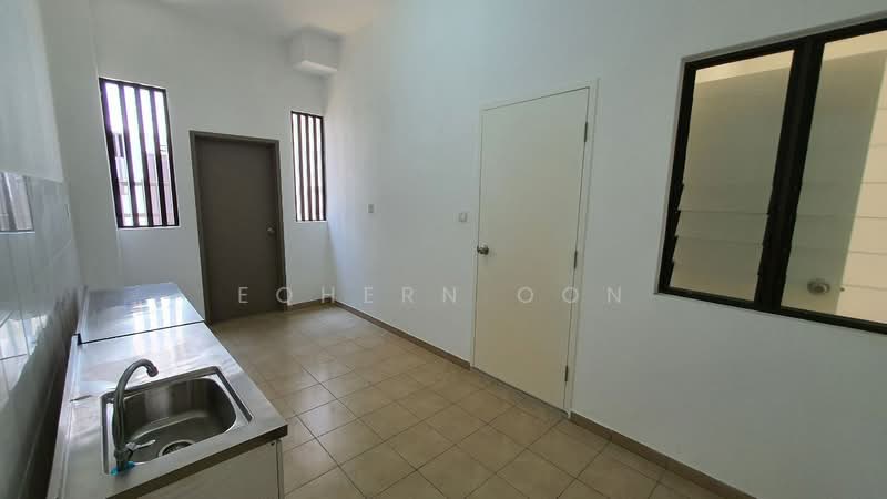 Cluster House for Sale in Setia Ecohill (Semenyih) - Eqhern Oon - Kitchen - PropertyGuru.com.my