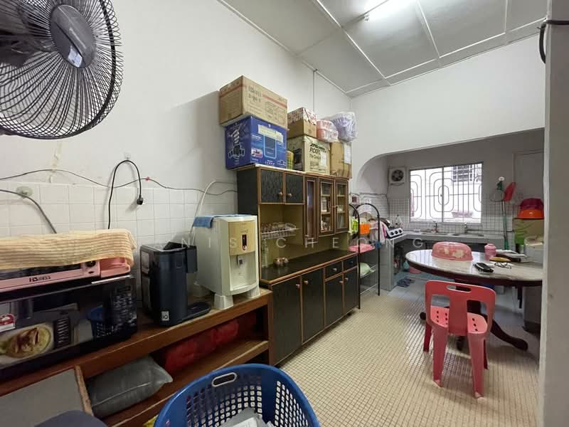 Rumah Teres 1 Tingkat untuk Dijual di Bandar Sri Damansara (Selangor) - Yanis Cheong - Kitchen - PropertyGuru.com.my