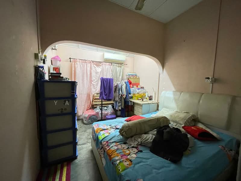 Rumah Teres 1 Tingkat untuk Dijual di Bandar Sri Damansara (Selangor) - Yanis Cheong - Bedroom - PropertyGuru.com.my