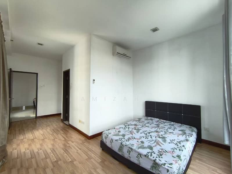 Condominium for Rent at Shaftsbury Residence - Hamizah . - Bedroom - PropertyGuru.com.my