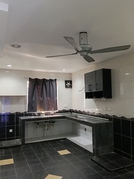 Rumah Teres 2 Tingkat untuk Disewa di TAMAN PUCHONG UTAMA (Puchong) - Vivian Siew - Kitchen - PropertyGuru.com.my