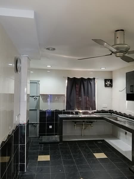 Rumah Teres 2 Tingkat untuk Disewa di TAMAN PUCHONG UTAMA (Puchong) - Vivian Siew - Kitchen - PropertyGuru.com.my