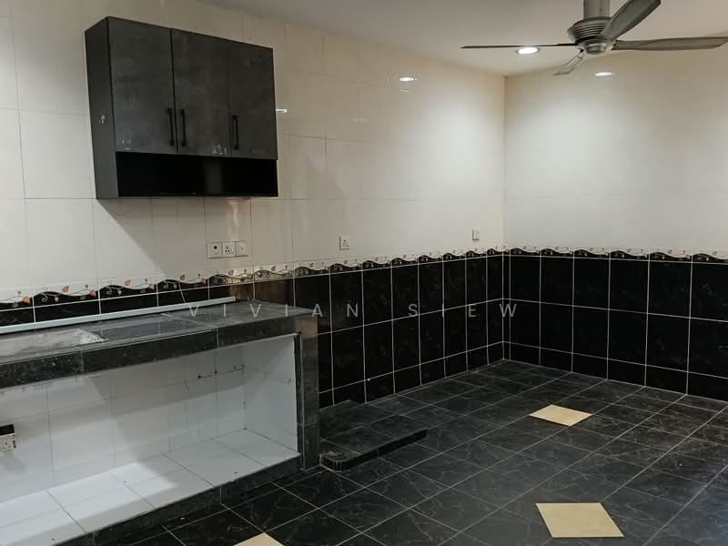 Rumah Teres 2 Tingkat untuk Disewa di TAMAN PUCHONG UTAMA (Puchong) - Vivian Siew - Kitchen - PropertyGuru.com.my