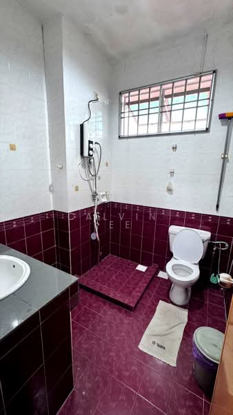 1.5-storey Terraced House for Sale in Taman Gaya (Ulu Tiram) - Calvin Lee - PropertyGuru.com.my
