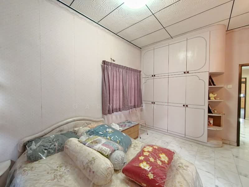 Rumah Berkembar untuk Dijual di Taman Pasir Puteh (Ipoh) - Gary Tang - Bedroom - PropertyGuru.com.my