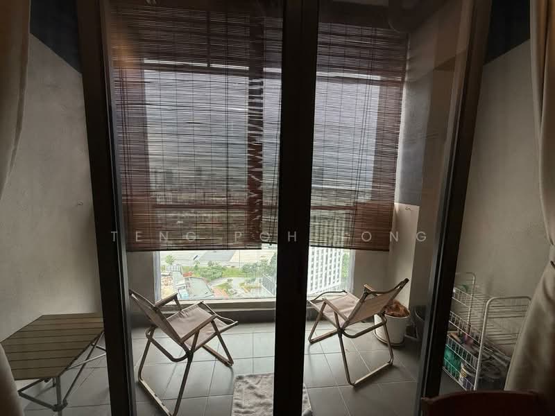 Servis Apartment untuk Disewa di Aera Residence - Teng Poh Hong - Balcony - PropertyGuru.com.my