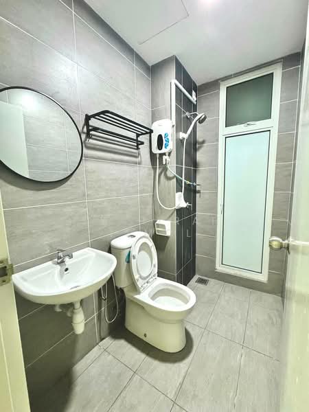Kondominium untuk Disewa di Residensi Suasana @ Damai - Syahirah Ismol - Bathroom - PropertyGuru.com.my
