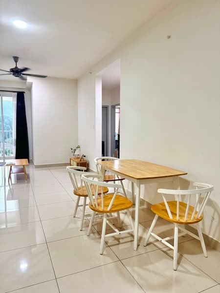 Kondominium untuk Disewa di Residensi Suasana @ Damai - Syahirah Ismol - Living Room - PropertyGuru.com.my