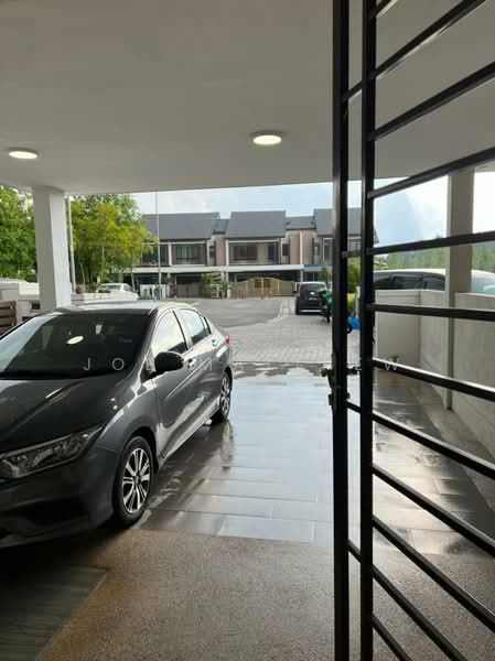 Rumah Teres 2 Tingkat untuk Dijual di Nilai (Negeri Sembilan) - Joe Matthew - Exterior - PropertyGuru.com.my