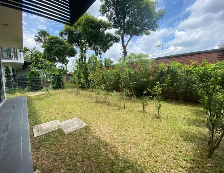 Semi-Detached House for Sale in Bandar Baru Permas Jaya (Permas Jaya) - Ronald Mak - Private Garden - PropertyGuru.com.my