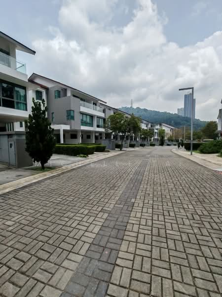 Townhouse for Sale in Sunway Spk (Kuala Lumpur) - Michelle Tai - Exterior - PropertyGuru.com.my