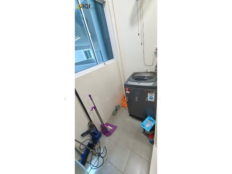 Servis Apartment untuk Disewa di Avenue Garden - Kerry Seah - Balcony - PropertyGuru.com.my