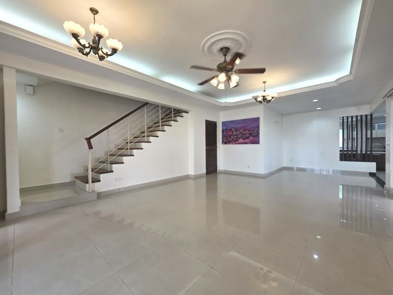 Rumah Teres 3 Tingkat untuk Dijual di Cheras (Selangor) - Ken Lew - Living Room - PropertyGuru.com.my