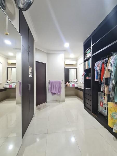 3-storey Terraced House for Sale in Cheras (Selangor) - Ken Lew - Master Bedroom - PropertyGuru.com.my