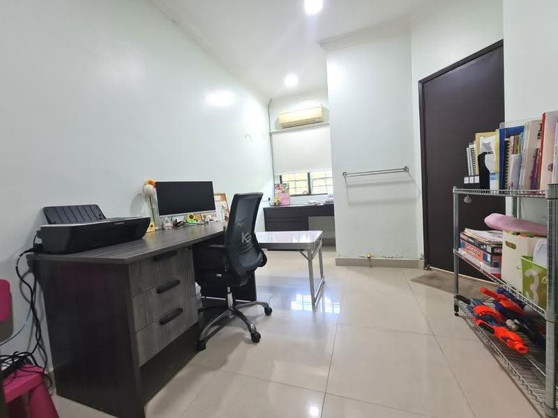 3-storey Terraced House for Sale in Cheras (Selangor) - Ken Lew - Study - PropertyGuru.com.my