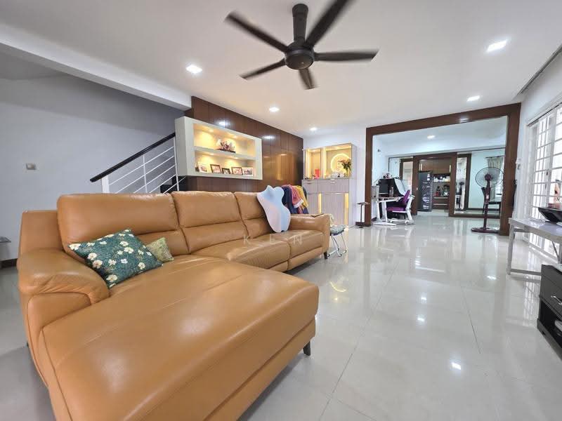 3-storey Terraced House for Sale in Cheras (Selangor) - Ken Lew - Living Room - PropertyGuru.com.my