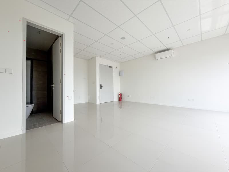 Servis Apartment untuk Disewa di Edelweiss @ Tropicana Gardens - Dixon Loh - Bathroom - PropertyGuru.com.my