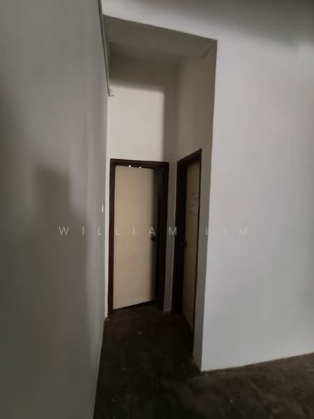 Shop / Office for Rent in Taman Nusa Bestari 2 (Iskandar Puteri (Nusajaya)) - William Lim - Corridor - PropertyGuru.com.my