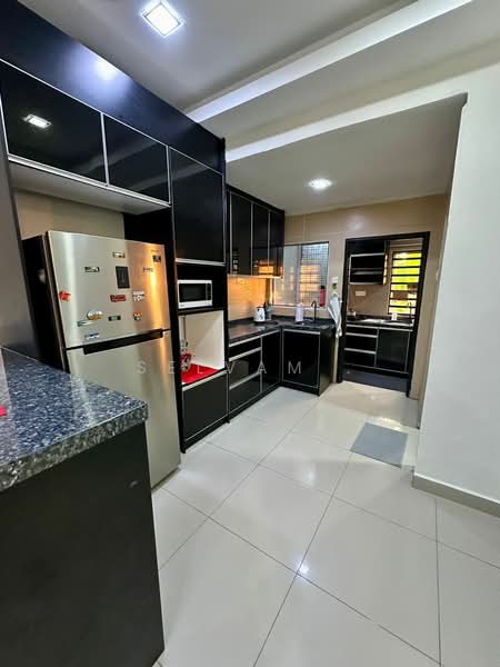 Rumah Teres 3 Tingkat untuk Dijual di Sungai Buloh (Selangor) - Selvam . - Kitchen - PropertyGuru.com.my