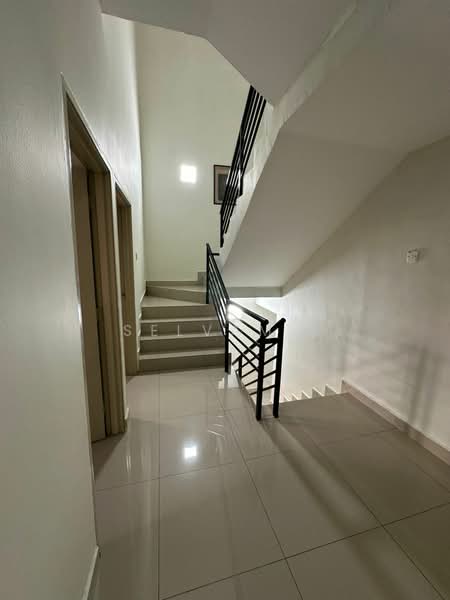 Rumah Teres 3 Tingkat untuk Dijual di Sungai Buloh (Selangor) - Selvam . - Interior - PropertyGuru.com.my
