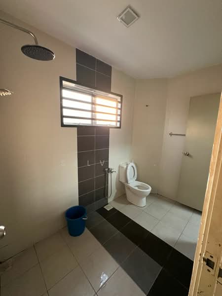 Rumah Teres 3 Tingkat untuk Dijual di Sungai Buloh (Selangor) - Selvam . - Bathroom - PropertyGuru.com.my