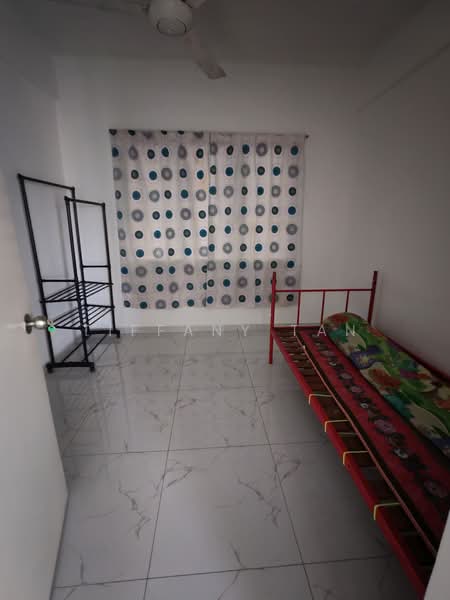 Kondominium untuk Disewa di Menara Alpha - Tiffany Tan - Bedroom - PropertyGuru.com.my
