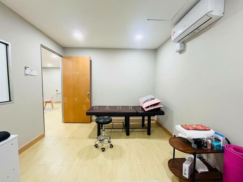 Kedai / Pejabat untuk Disewa di Seksyen 20 (Shah Alam) - Absyarie Syafiq Shahrin - Interior - PropertyGuru.com.my