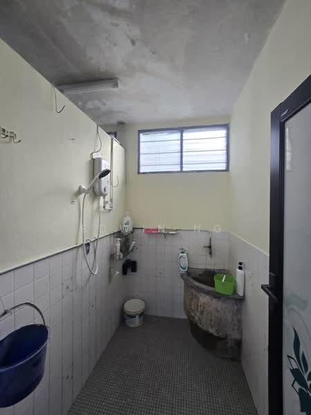Semi-Detached House for Sale in Taman Lembah Ria (Ayer Itam) - Edwin Ng - Bathroom - PropertyGuru.com.my