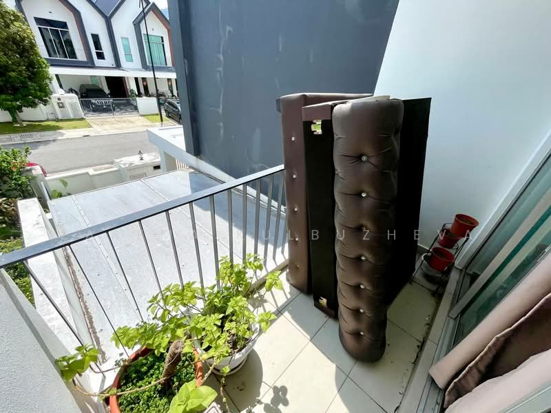 Rumah Teres 2 Tingkat untuk Dijual di Eco Forest (Semenyih) - Zarema Kulbuzheva - Balcony - PropertyGuru.com.my