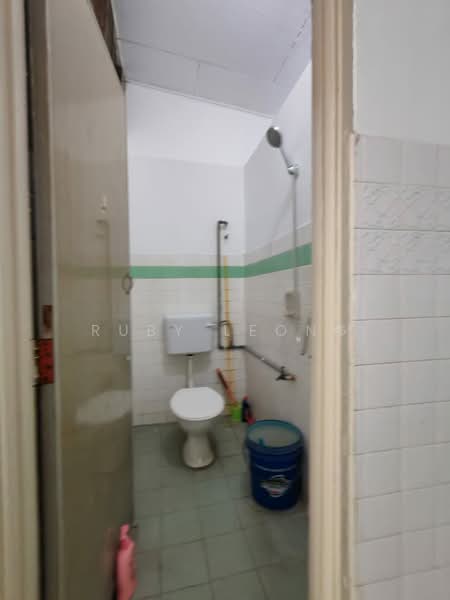 Rumah Teres 1 Tingkat untuk Disewa di Pjs 10 (Sunway) - Ruby Leong - Bathroom - PropertyGuru.com.my