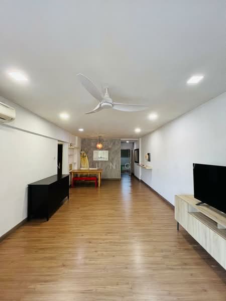 Pangsapuri untuk Dijual di Anjung Hijau (Greenfields) - Wan Hung Liew - Living Room - PropertyGuru.com.my