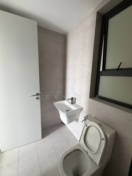 Condominium for Rent at SkyVogue - Jacky Wan - Bathroom - PropertyGuru.com.my
