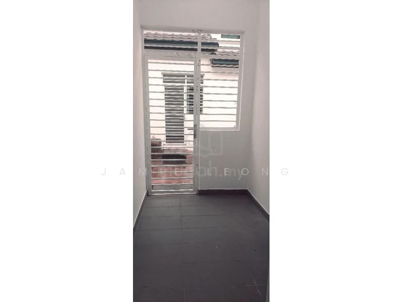 2-storey Terraced House for Rent in Eco Majestic (Semenyih) - Jamie Leong - Entrance - PropertyGuru.com.my