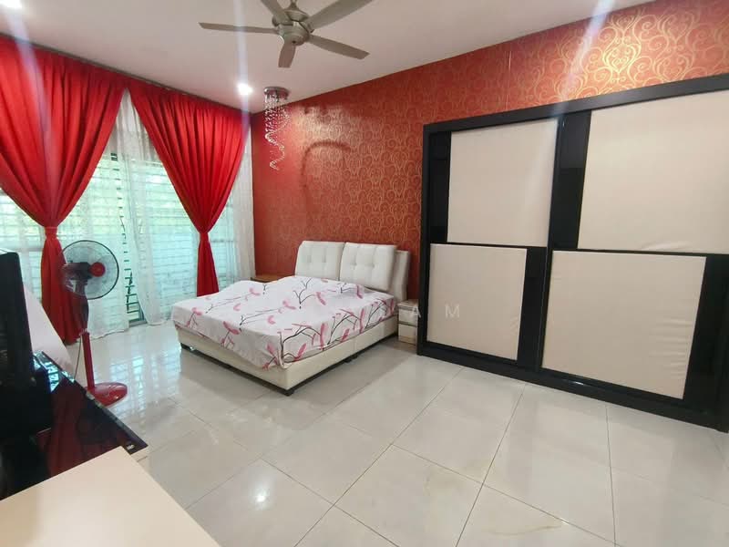 2-storey Terraced House for Sale in Taman Pengkalan Barat (Ipoh) - Sam Lam - Bedroom - PropertyGuru.com.my